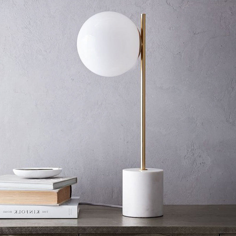 LumiMarble | Minimalistisk Marmorbordlampe!