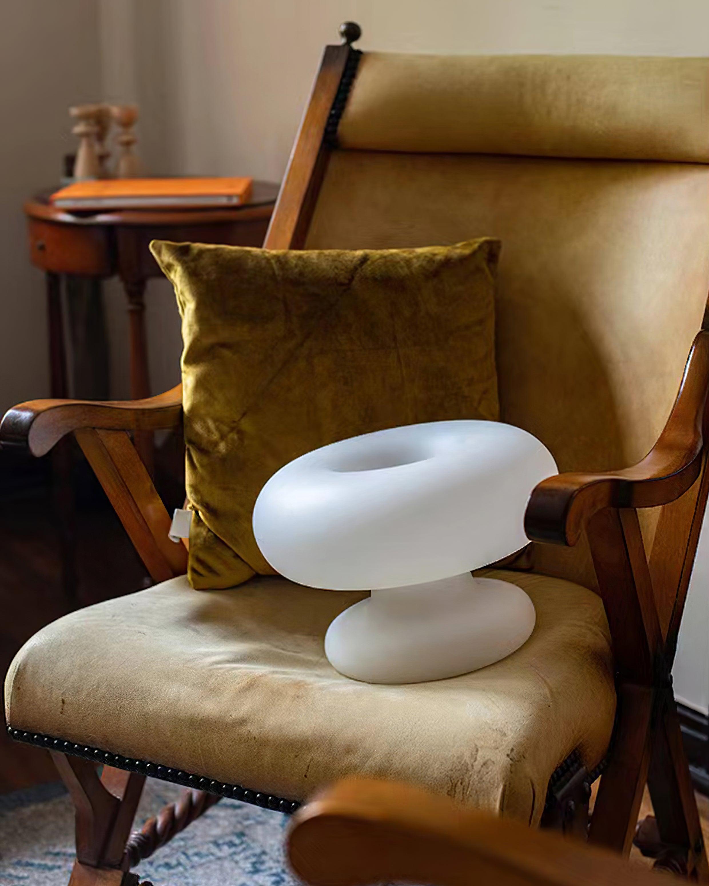 GlowNut | Donut-Formet Bordlampe!