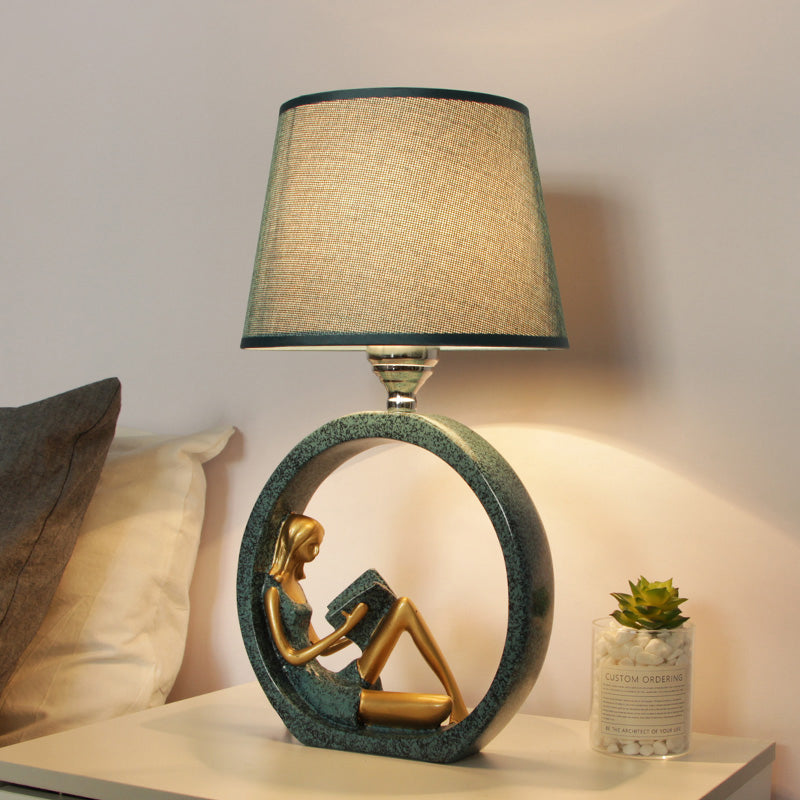 LumiArte | Kunstnerisk Figur Bordlampe!