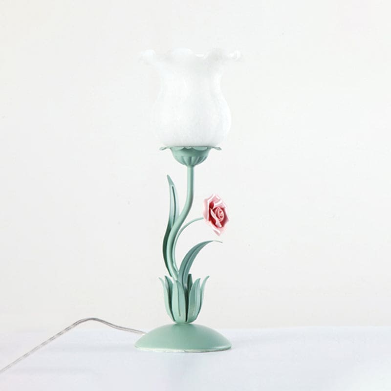 BlomstraGlow | Elegant Blomsterbordlampe!