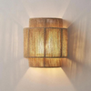 WoodLuxe | Elegant Tekstureret Væglampe i Minimalistisk Design