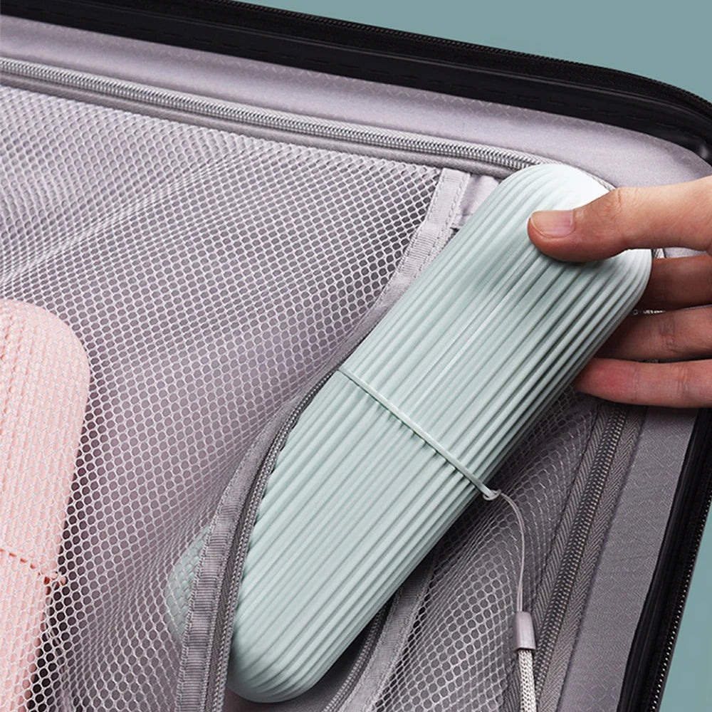 TravelBrush - Bærbar Tandbørste Etui!
