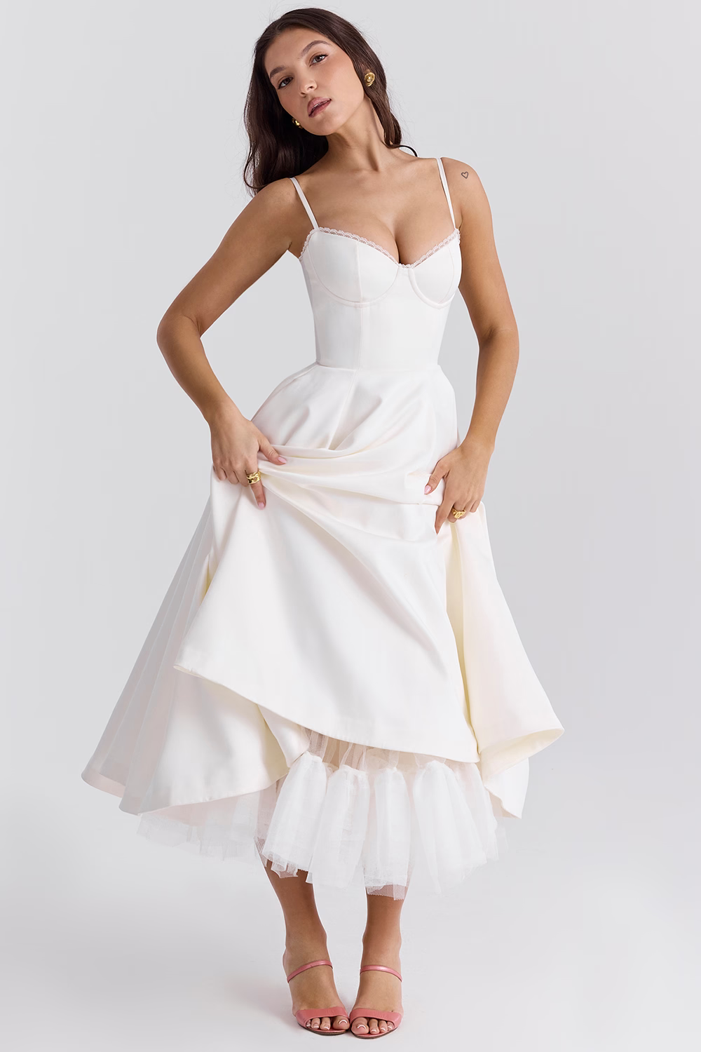 Eleganza - Elegant Kjole til Alle Anledninger!