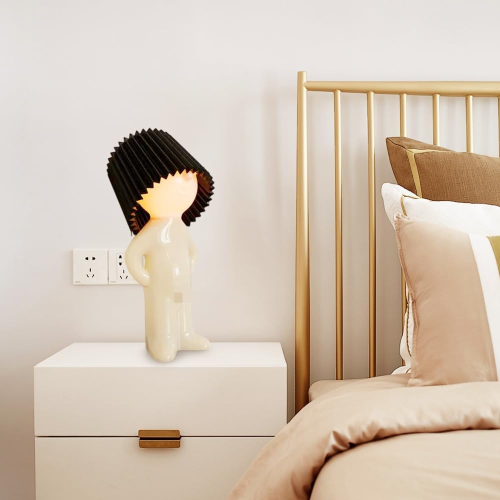 FoldaGlow – Unik Bordlampe med Foldet Lampeskærm!