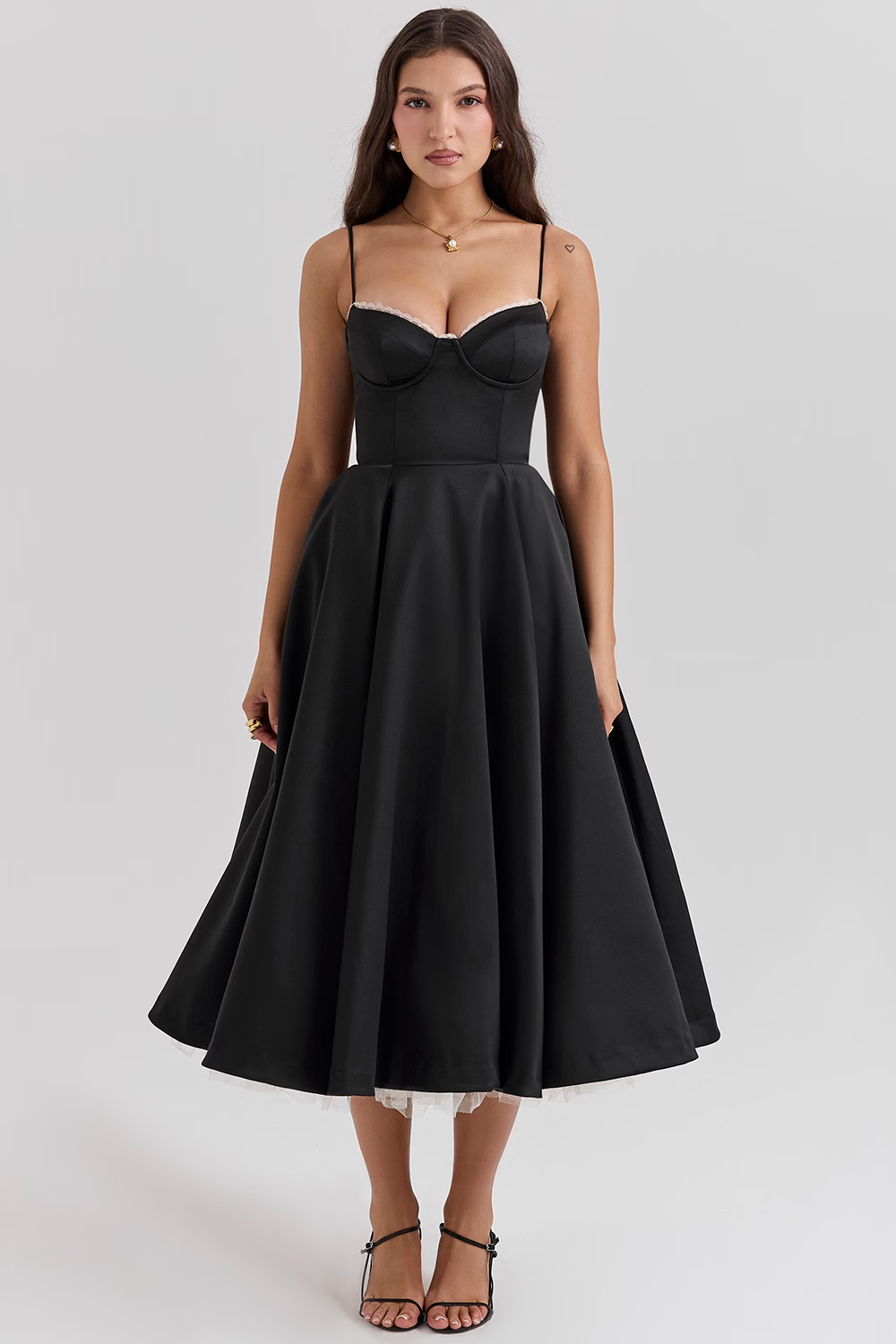 Eleganza - Elegant Kjole til Alle Anledninger!