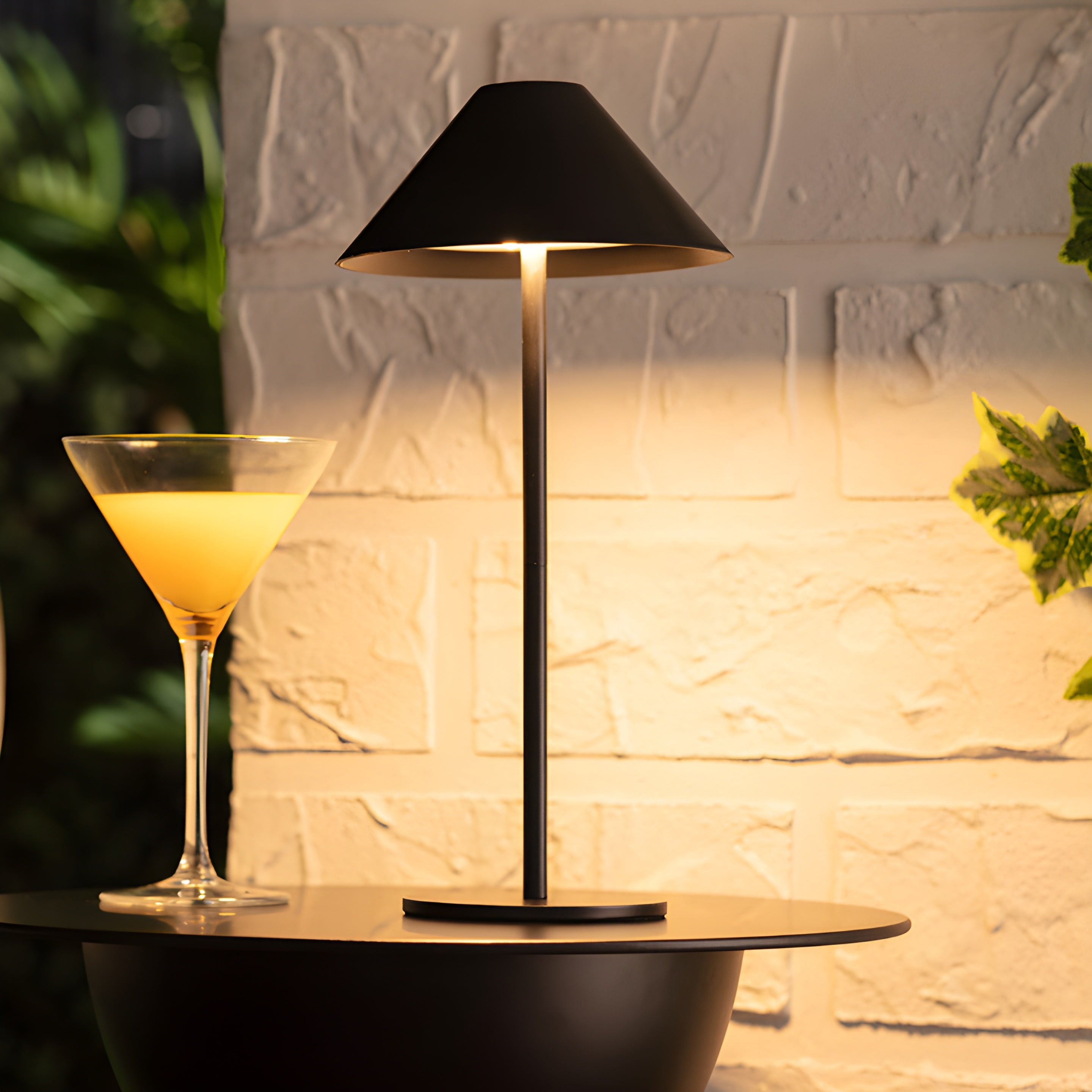 TouchGlow | Udendørs & Indendørs trådløs bordlampe!