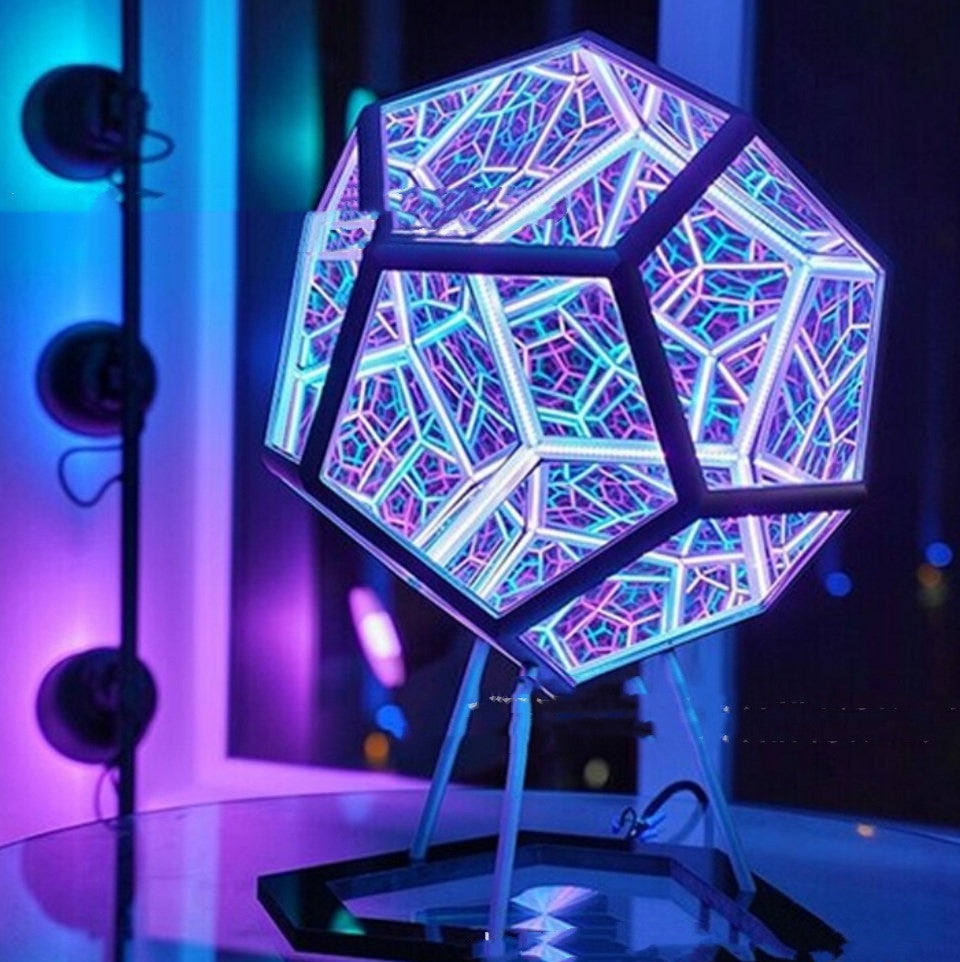 LumiHexa | Uendelig Farveskiftende LED-Lampe!