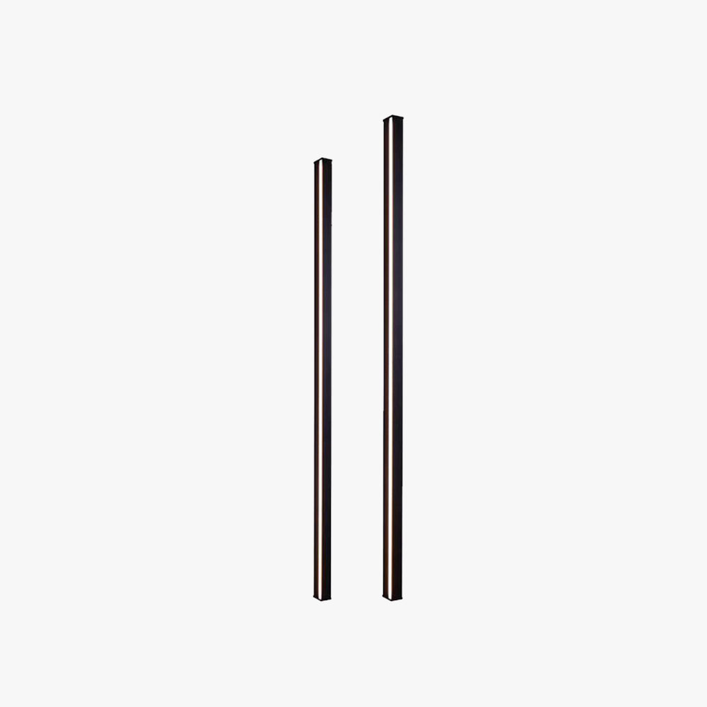 Vertilux | Elegant Lodret Væglampe