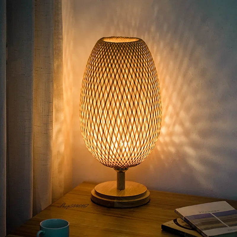BambuLys | Naturlig Bambus Vævet Lampe!