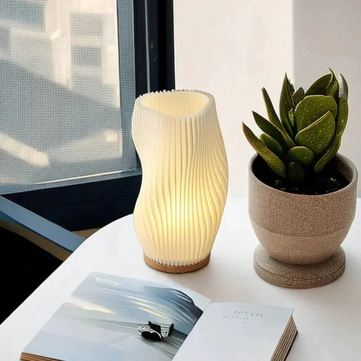 CalmWave - Serene Wavecrest Lampe!