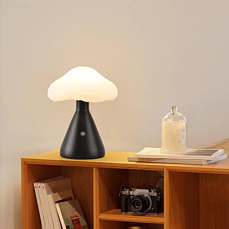 GlowShroom | Genopladelig Trådløs Bordlampe til Hjemmet!