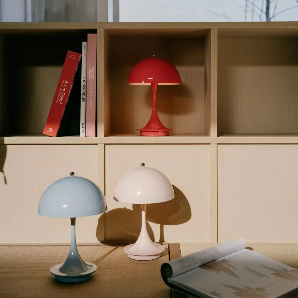 NordicGlow - Moderne Trådløs Bordlampe!