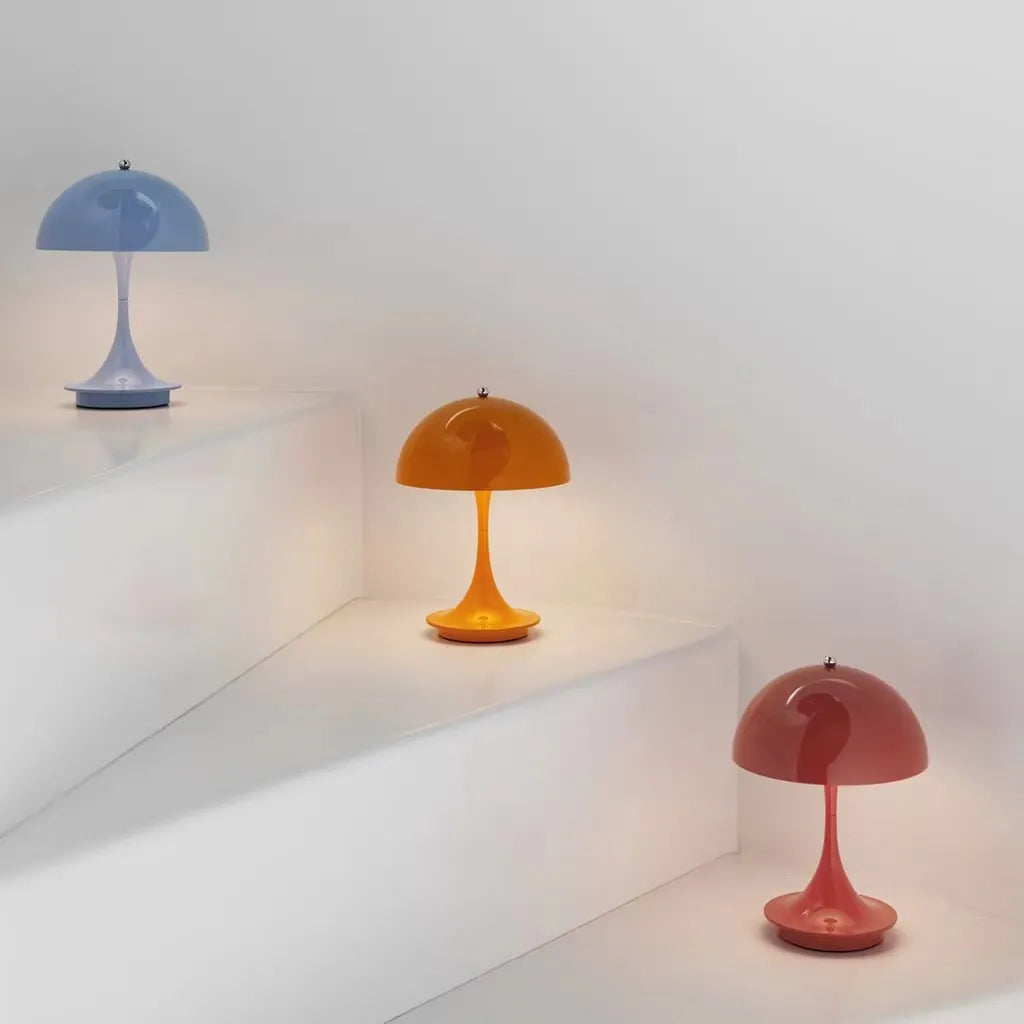 NordicGlow - Moderne Trådløs Bordlampe!