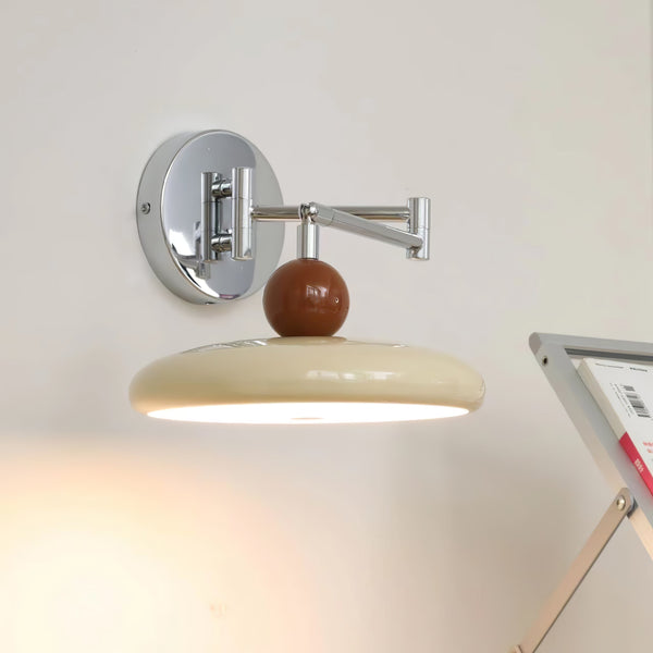 Glisora | Elegant og Justerbar Væglampe i Moderne Design
