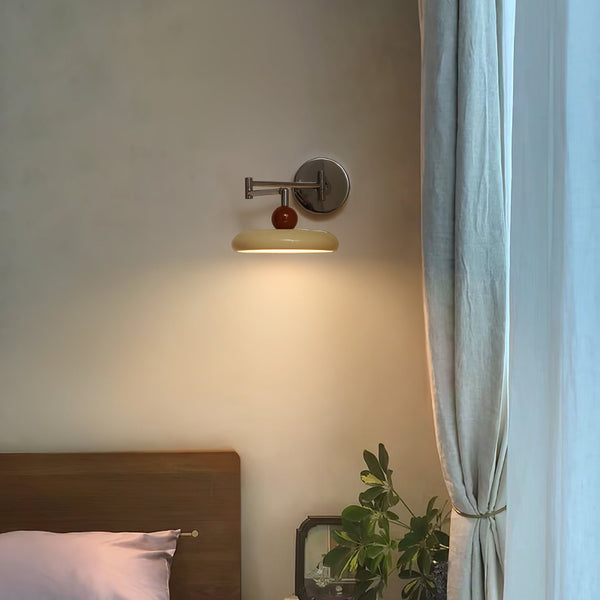 Glisora | Elegant og Justerbar Væglampe i Moderne Design