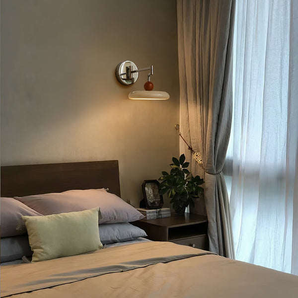 Glisora | Elegant og Justerbar Væglampe i Moderne Design