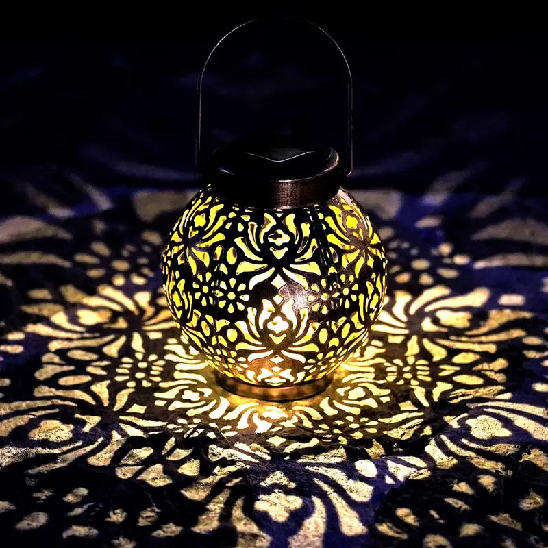 SolarGleam | Retro & Elegante Solcelledrevet Have Lanterne!