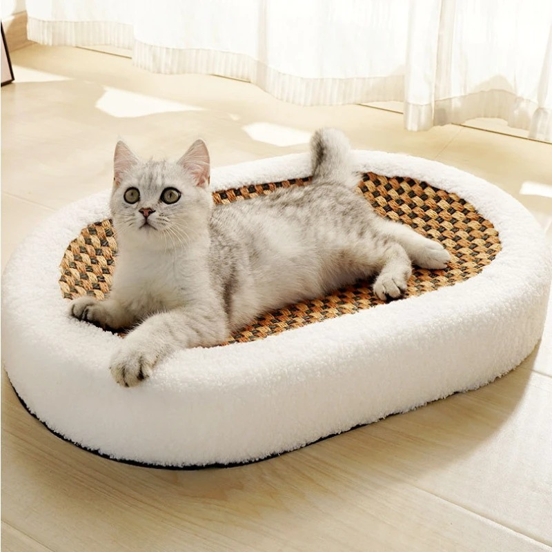 Cat Scratch - Plush kattebed med kradsbare overflader
