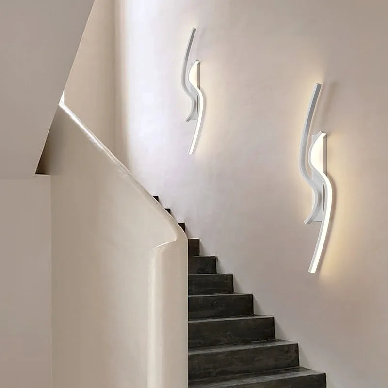 GlowArt | Elegant Buet Moderne Væglampe