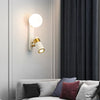 Brillora | Elegant Skandinavisk Væglampe med Dobbelt Lysdesign