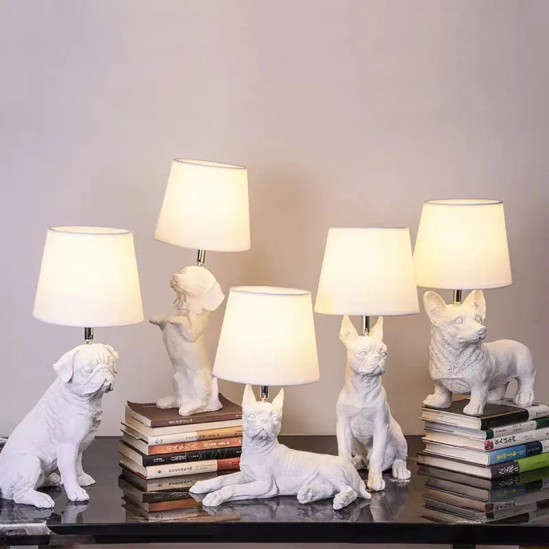 PawGlow | Elegant Bordlampe med Hundemotiv!
