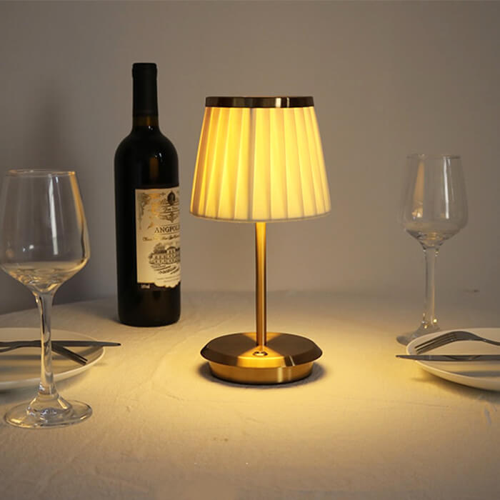 GoldLoom | Klassisk Bordlampe!