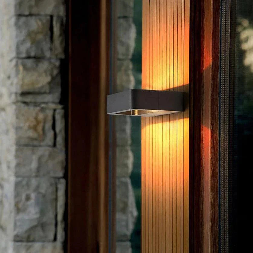 Lumiarc | Elegant og Moderne Udendørsbelysning