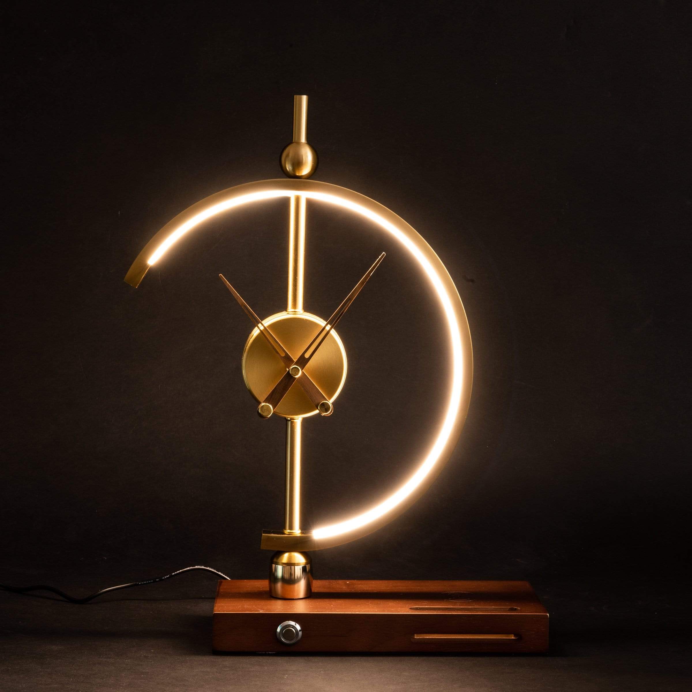 LumiClock | Elegant Ur Lampe & Oplader!